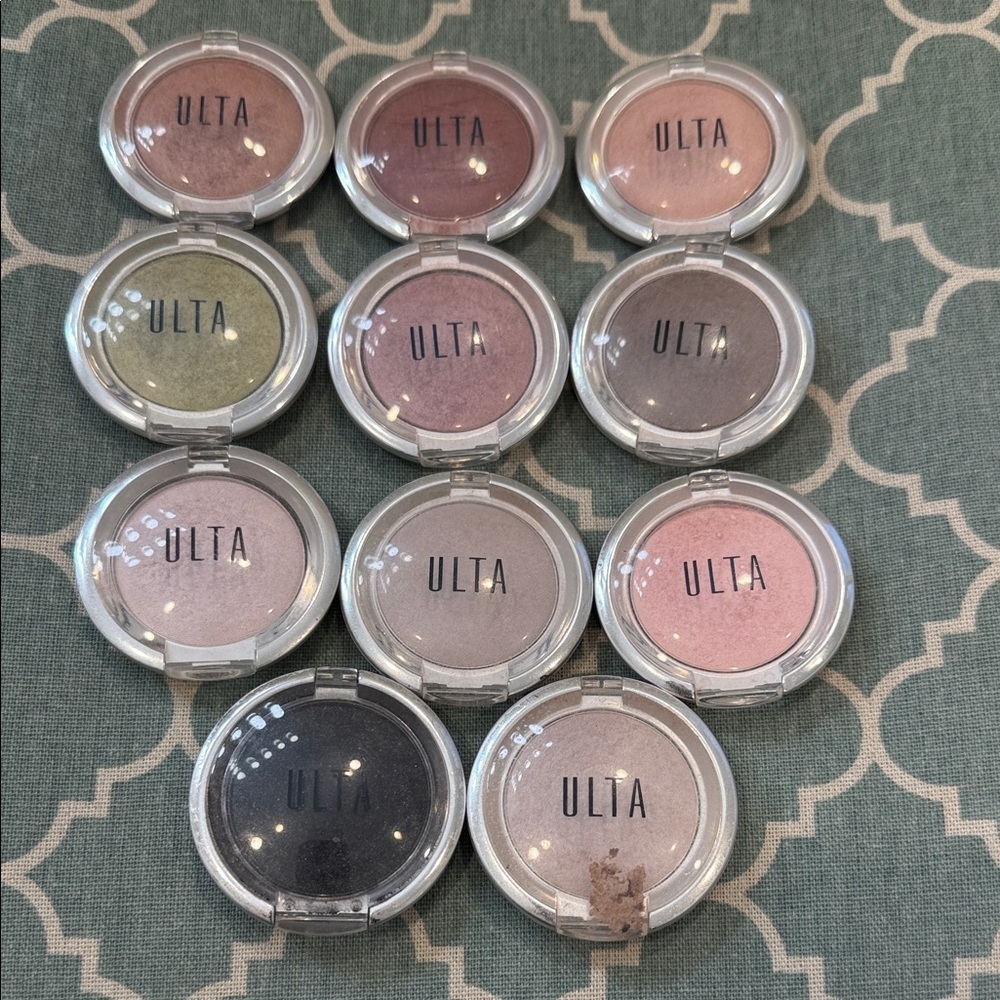 Ulta Beauty 11 Eyeshadow Collection